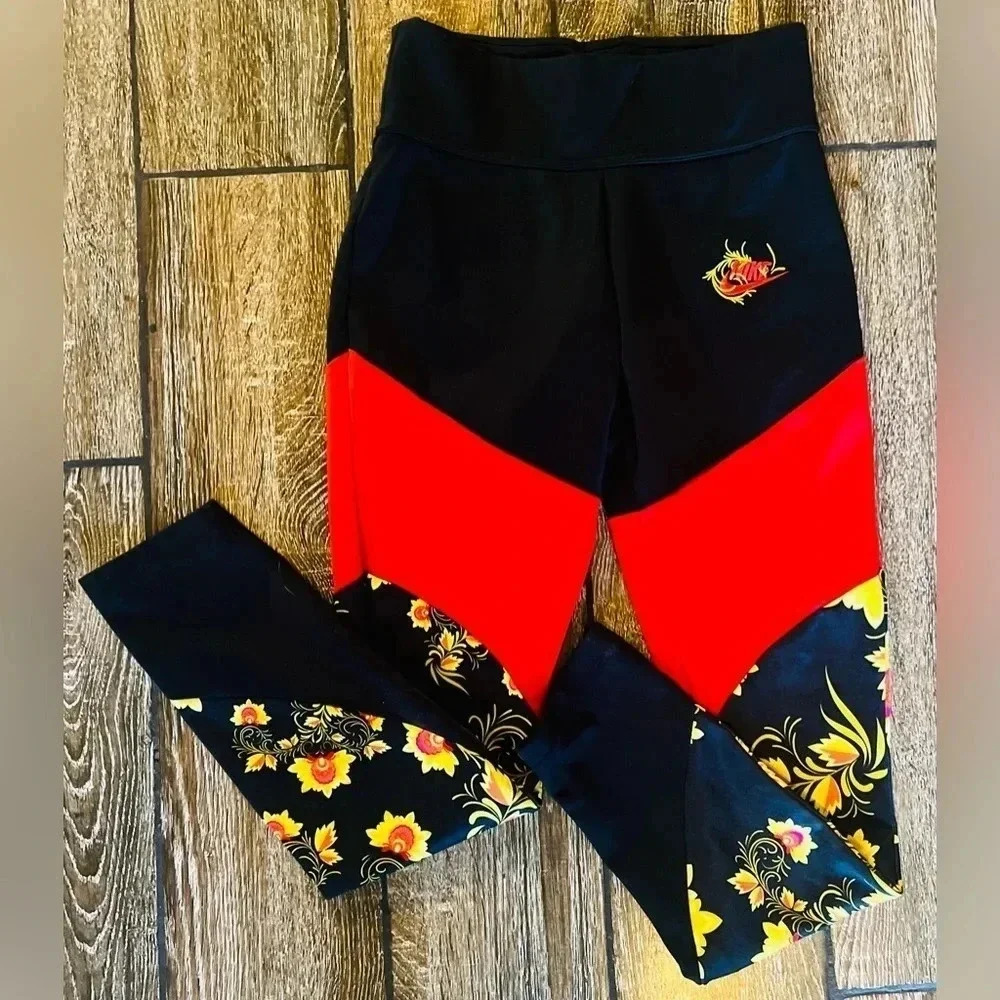Nike Sportswear Essential Floral Leggings Women Sz S Exercise Cycle 921644-010 - Picture 1 of 7